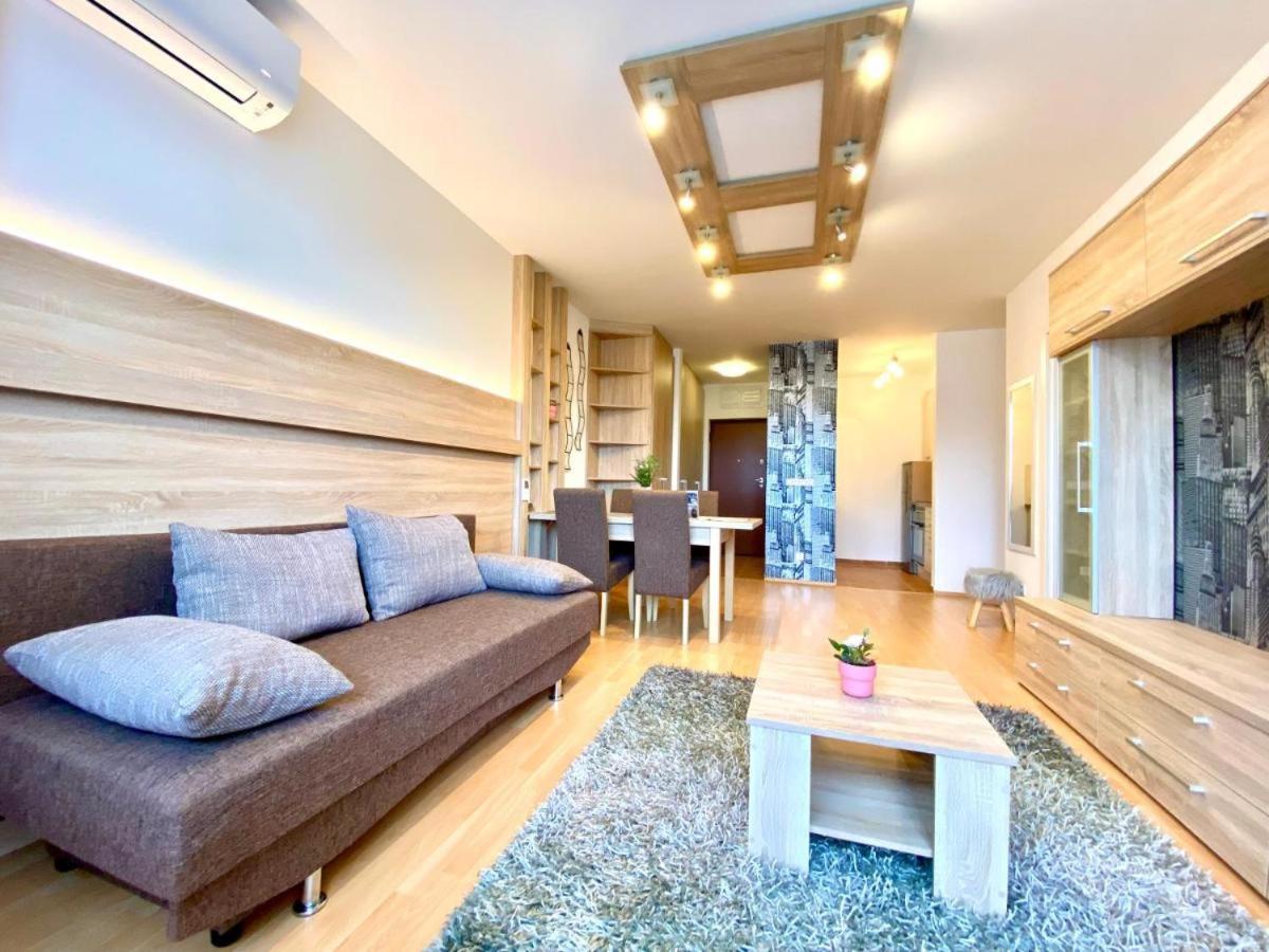Keleti Studio Apartments บูดาเปสต์ ภายนอก รูปภาพ