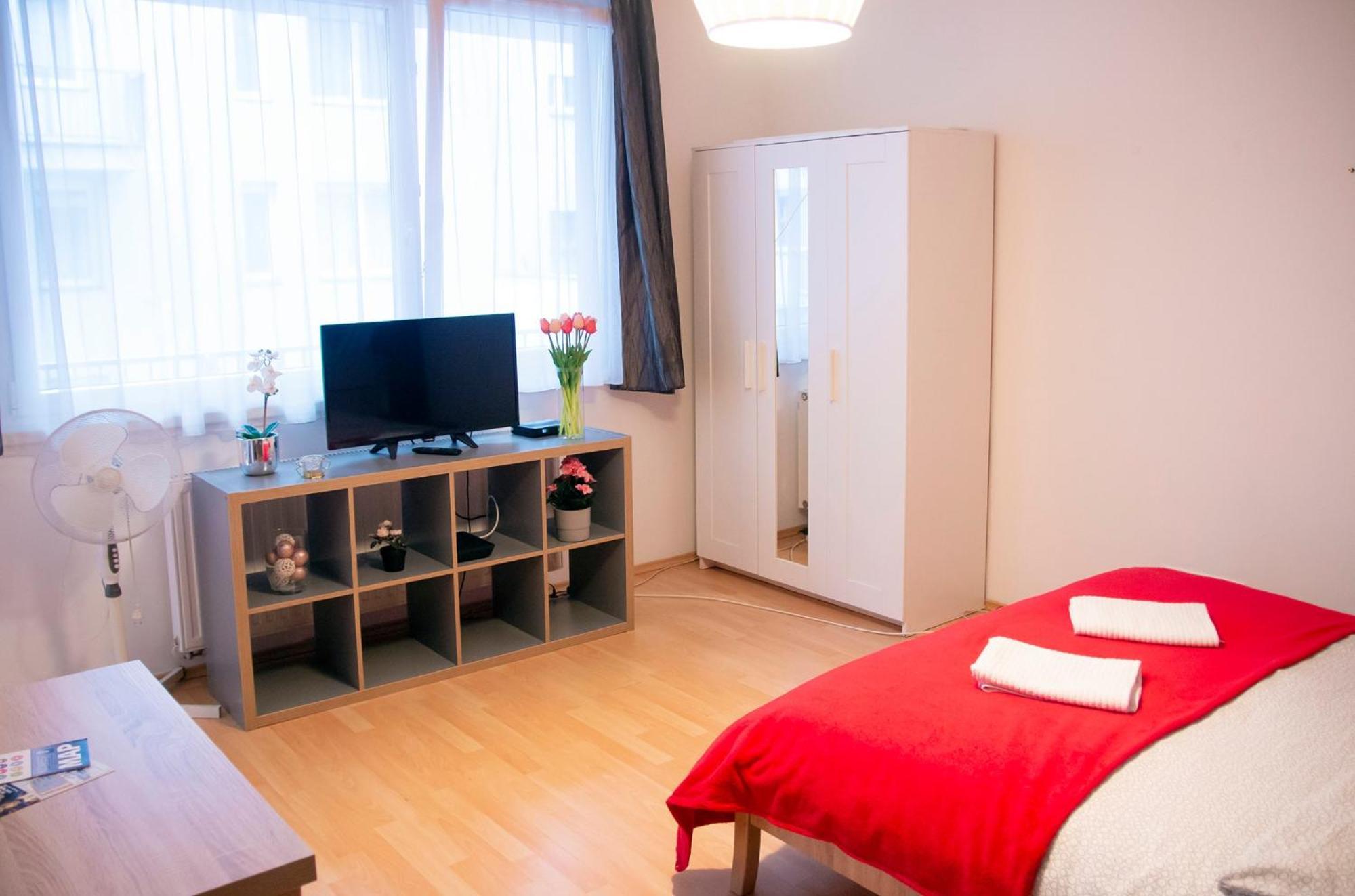 Keleti Studio Apartments บูดาเปสต์ ภายนอก รูปภาพ